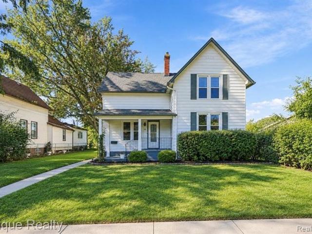House for sale in Mount Clemens, Macomb County