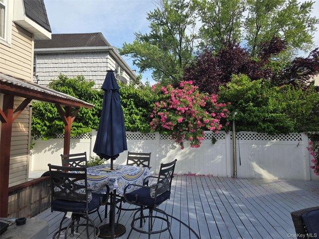 House for sale in Queens, Arverne