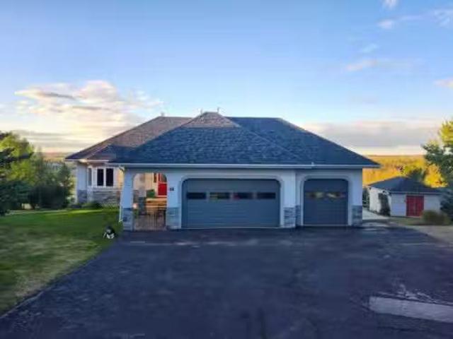 House for sale in Alberta