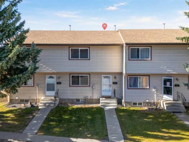 Townhouse for sale in Marlborough Park, Calgary
