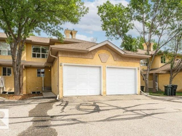 Townhouse for sale in Sherwood Park, Alberta