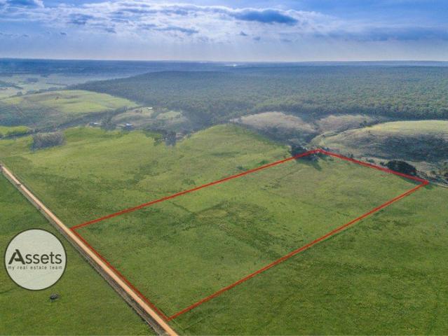 Land for sale in Narrawong, Victoria