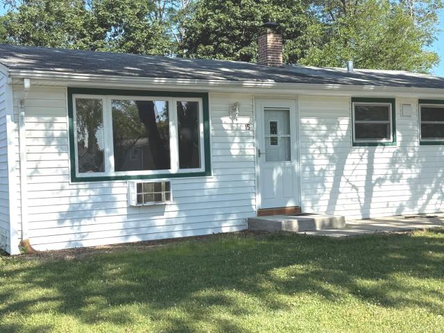 House for sale in Carpentersville, Illinois