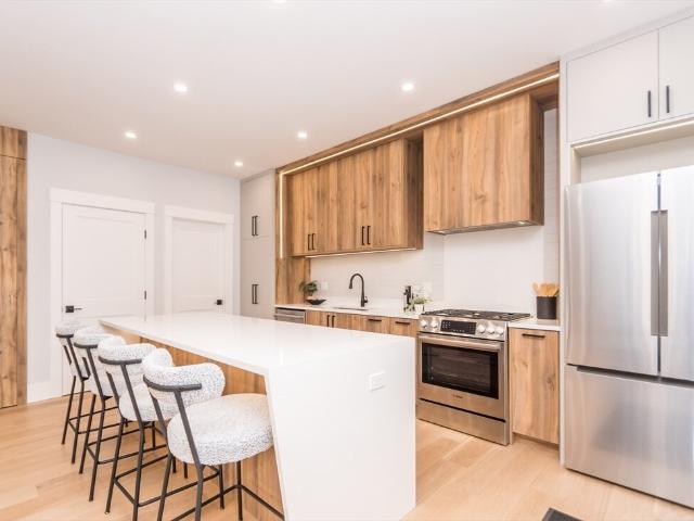 Townhouse for sale in Waltham