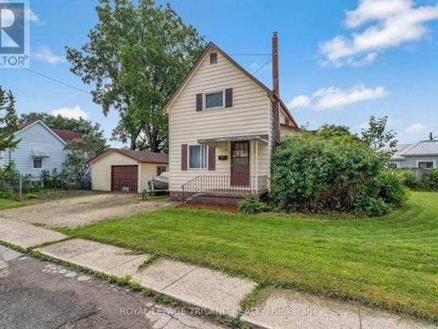 House for sale in St. Thomas, Ontario