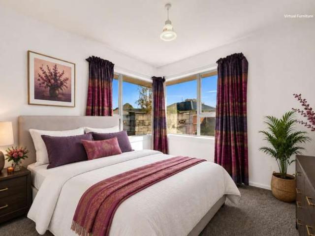 House for sale in Chaslands, Canterbury