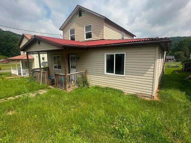 House for sale in Bayard, West Virginia