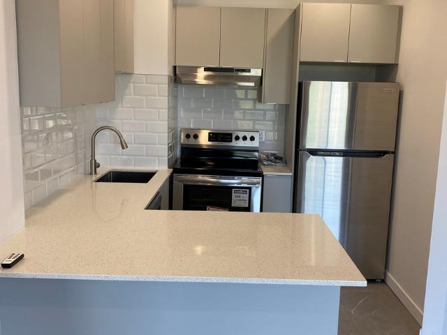 Apartment for rent in Village de Pointe-Claire, Pointe-Claire