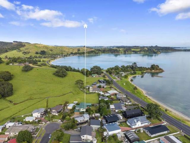 House for sale in Kawakawa Bay