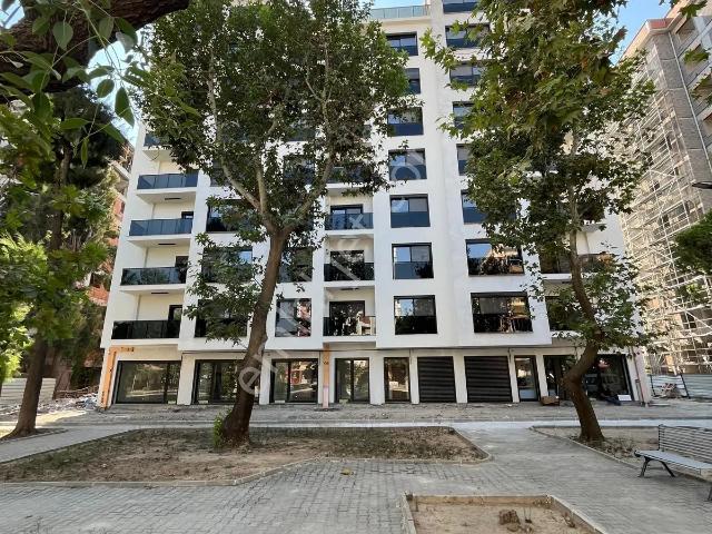 Mansuroğlu Mahallesi, Bayraklı içerisinde satılık mülk