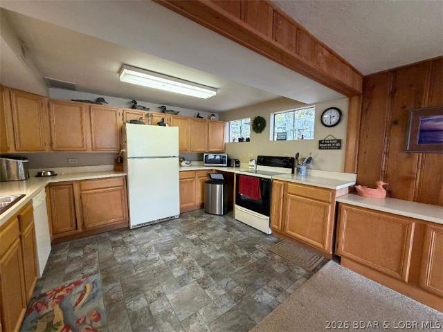 House for sale in Sunrise Beach, Camden County