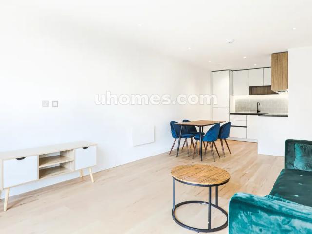 Apartment for rent in Beaufort Park, Greater London