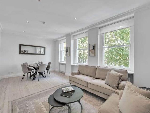 House for sale in Chelsea, Greater London