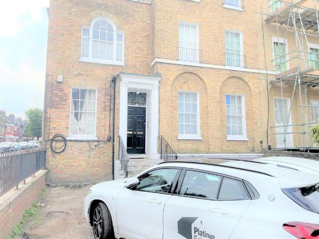 Flat for sale in Tottenham Hale, Greater London