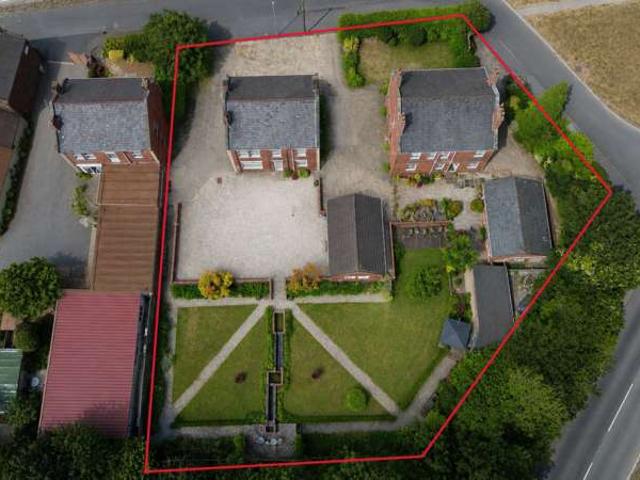 Commercial for sale in Ferrybridge, West Yorkshire