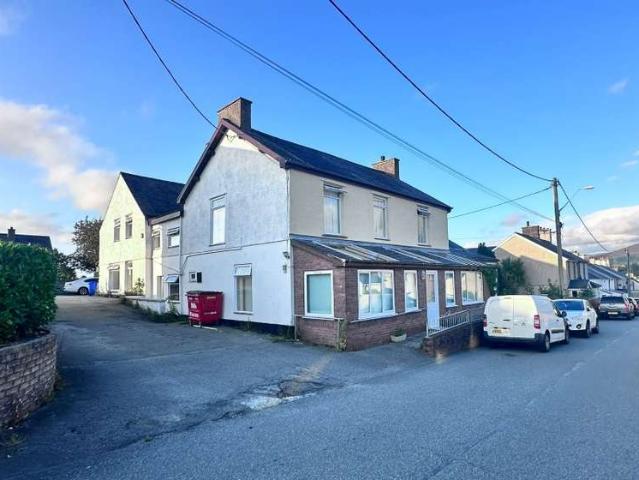 Commercial for sale in Llanrug, Wales
