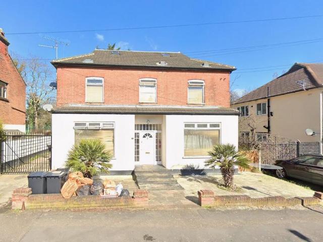 House for sale in Harold Wood, Greater London