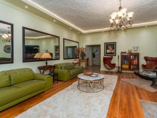 House for sale in Cape Town, Western Cape