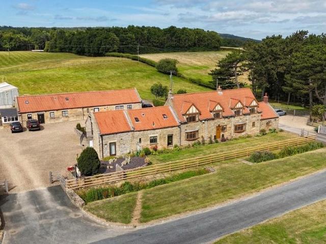 Land for sale in Burniston