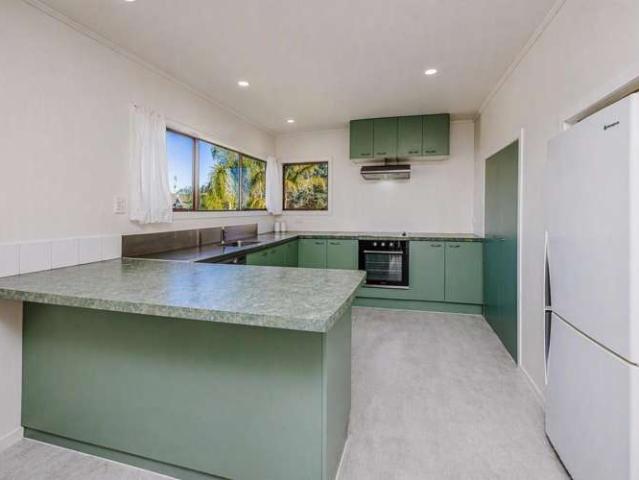 House for sale in Manurewa, Oroua County