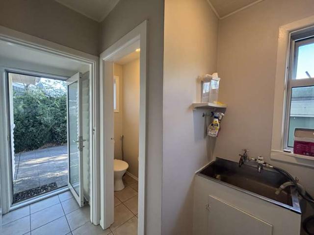 House for rent in Chaslands, Canterbury