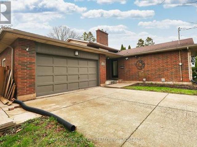 House for sale in Niagara, Ontario