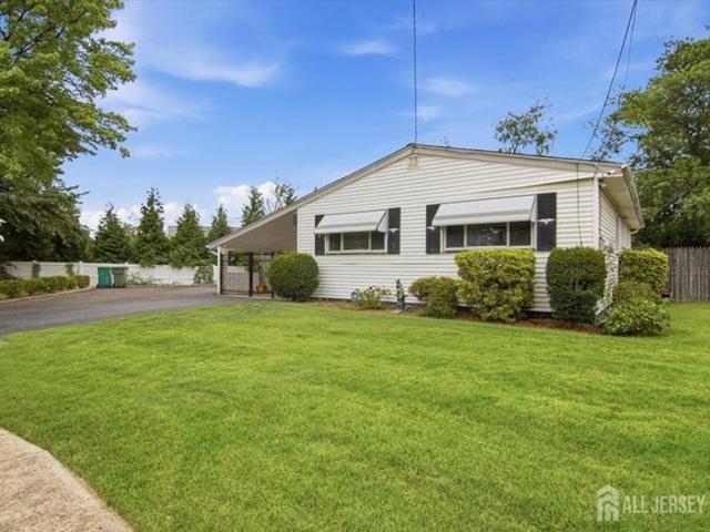 House for sale in Edison, New Jersey