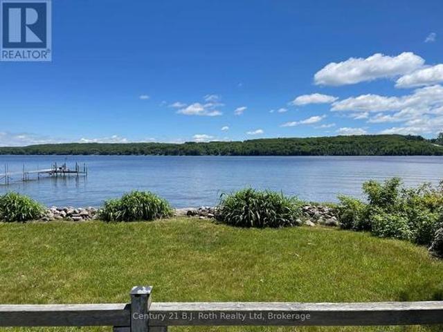 House for sale in Tiny, Ontario