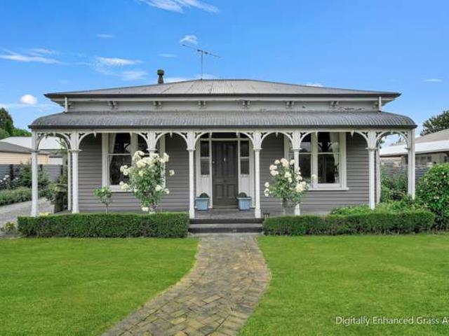 House for sale in Dorie, Canterbury