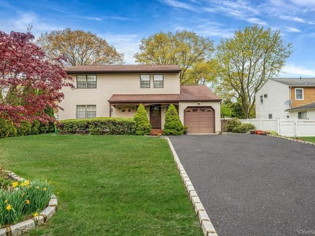 House for sale in Centereach, New York