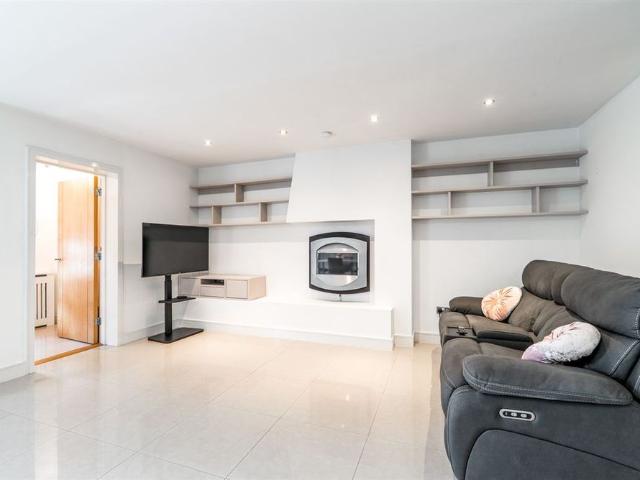 Apartment to rent in North Tipperary