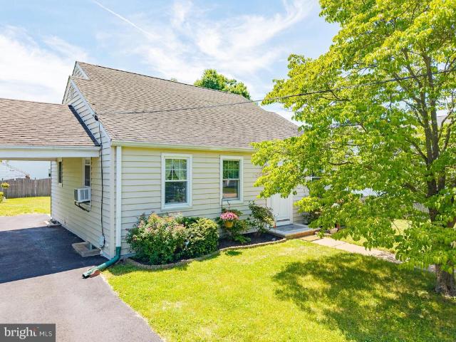 House for sale in Crosswicks, New Jersey