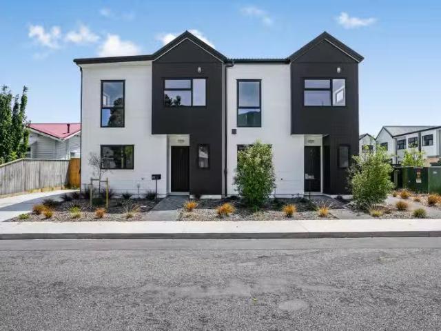 House for sale in Days Bay, Wellington