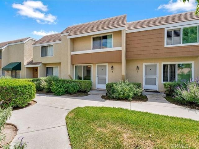 Townhouse for sale in Woodbridge, Irvine