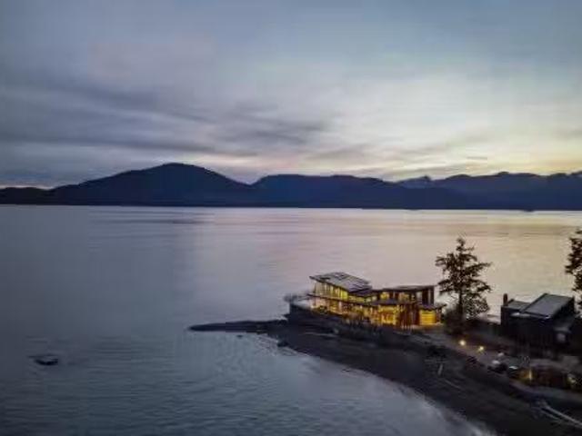 House for sale in Lions Bay, British Columbia