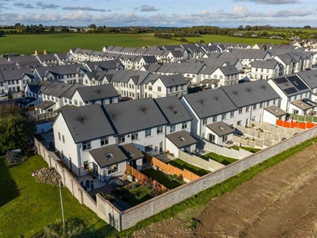 Terraced House for sale