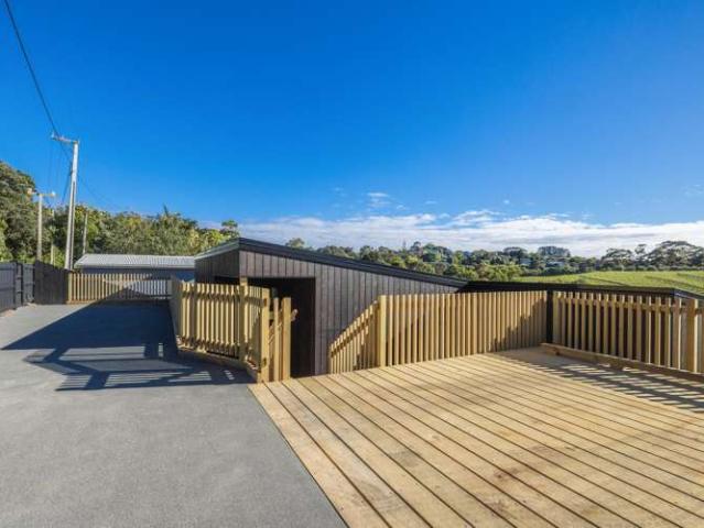 House for sale in Ostend, Waiheke