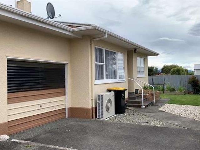 Townhouse for rent in Cable Bay, Nelson Bays