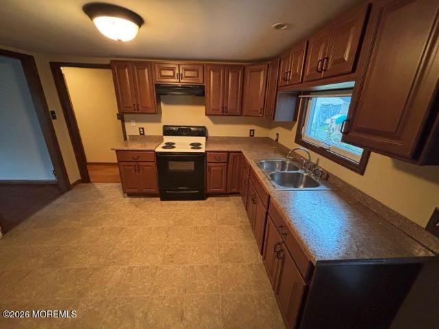 House for sale in Cream Ridge, New Jersey