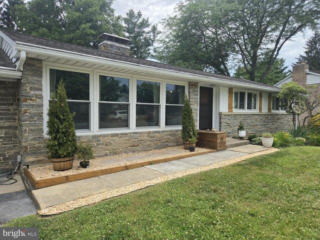 House for sale in Cumberland, Pennsylvania