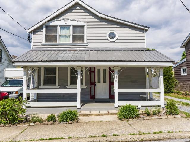 House for sale in Rhinebeck, New York