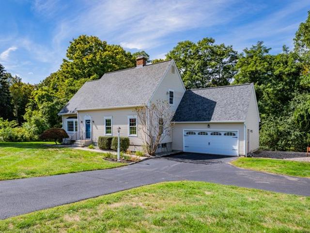 House for sale in East Hampton, Connecticut