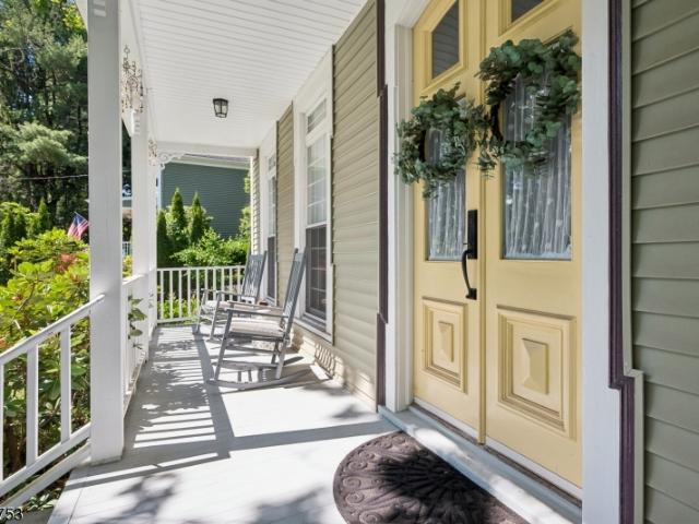 House for sale in Lebanon, New Jersey