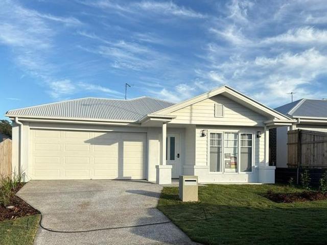 House for rent in Shoreline The Reserve, Greater Brisbane