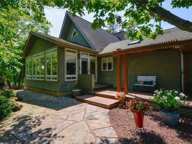House for sale in New York