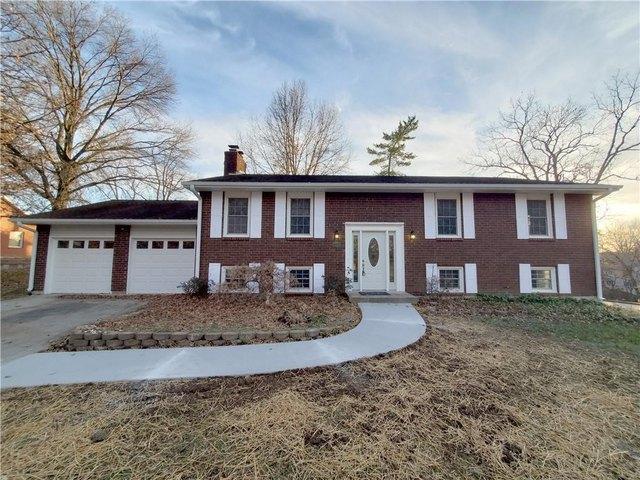 House for sale in Warrensburg, Missouri