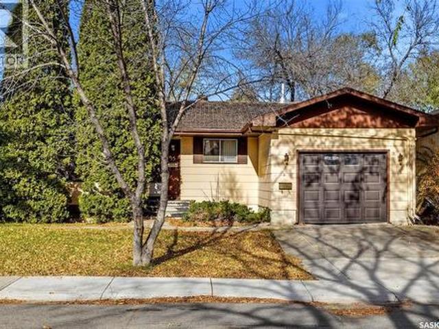 House for sale in Glencairn, Regina