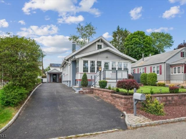 House for sale in Mine Hill, New Jersey