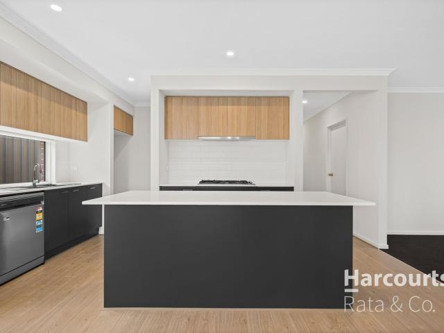 Apartment for rent in Beveridge, Victoria