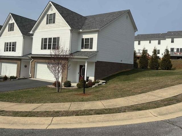 Condo for sale in Virginia